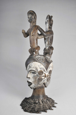 Igbo Ekeleke headddress, Nigeria, 49 x 20 x 20 cm 1-resized.jpg